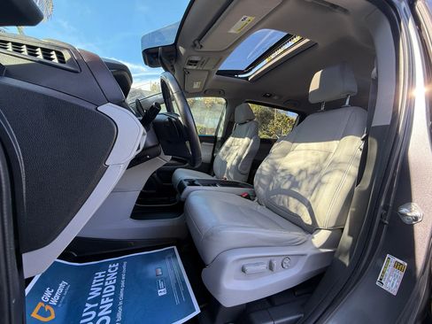 Used 2018 Honda Odyssey EX-L image 11