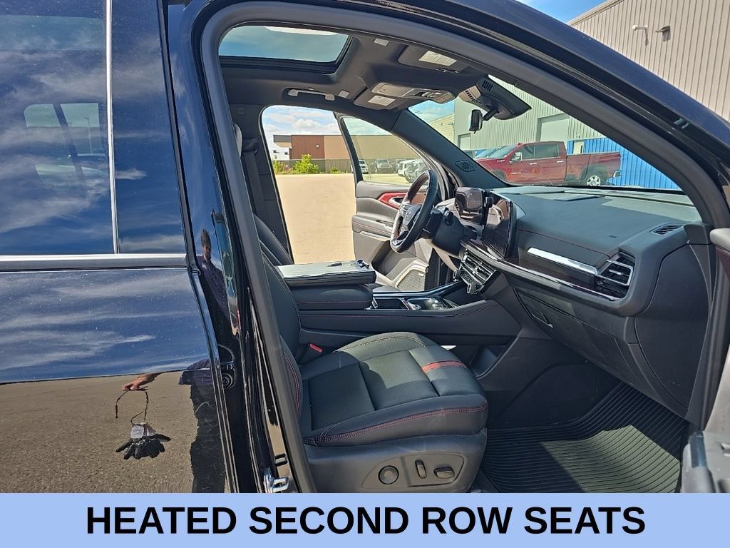 Used 2026 Chevrolet Traverse RS AWD/4WD image 22