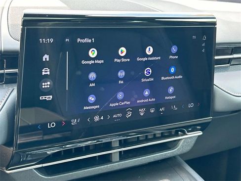 New 2025 Lincoln Nautilus Premier w/ Equipment Group 102A image 32