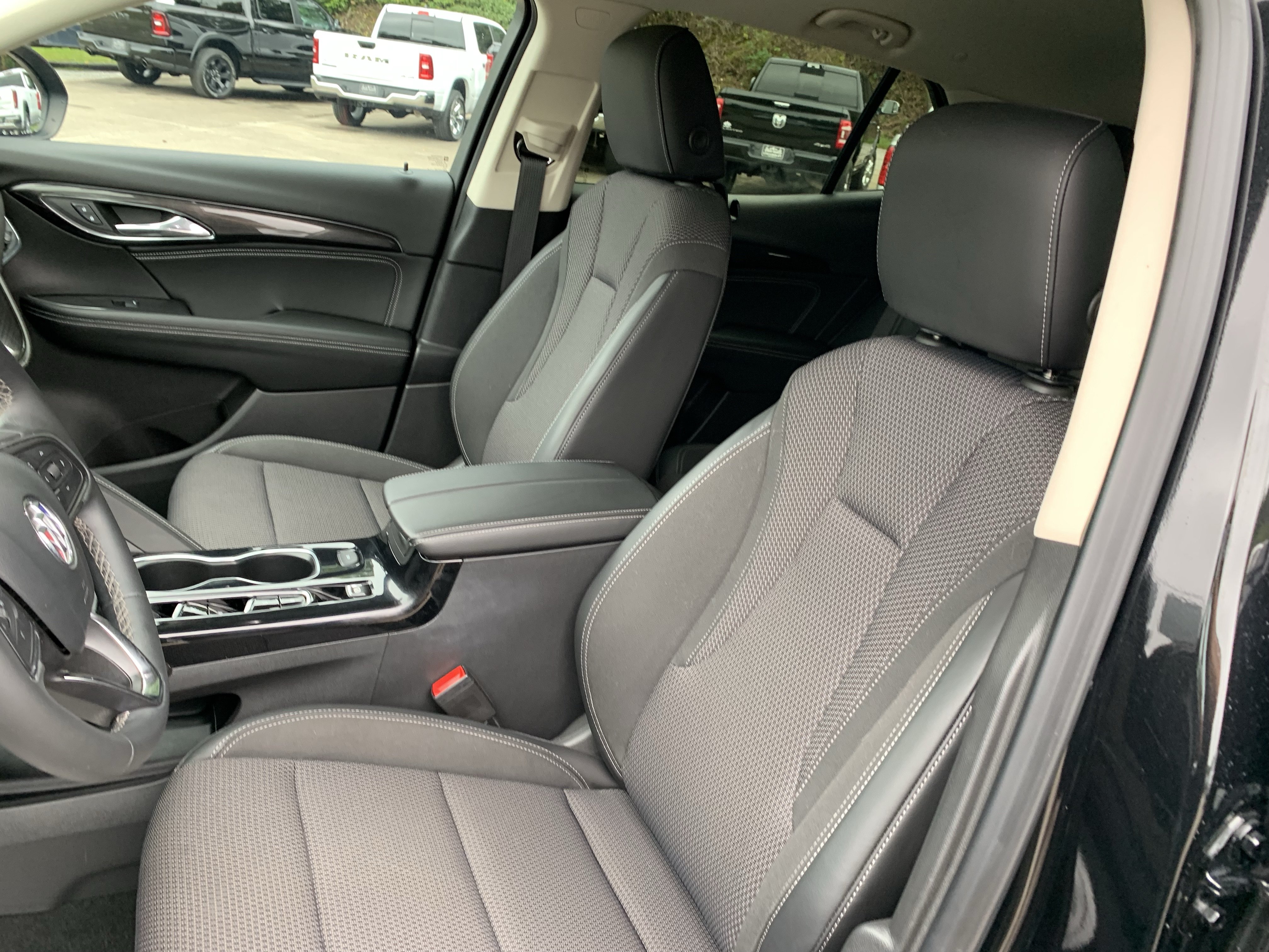 Used 2023 Buick Envision Preferred FWD image 14