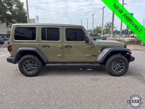 Used 2025 Jeep Wrangler Unlimited Sport AWD/4WD image 18