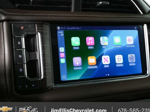 Certified 2021 GMC Yukon Denali w/ Denali Ultimate Package AWD/4WD image 17