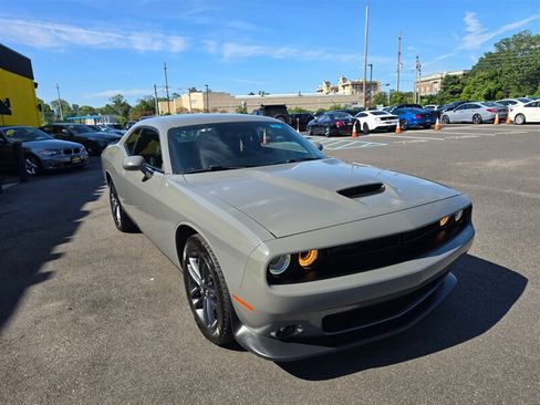 Used 2019 Dodge Challenger GT w/ Blacktop Package AWD/4WD image 4