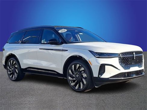 New 2026 Lincoln Nautilus Reserve w/ Jet Appearance Package image 2