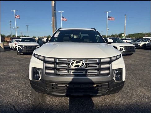 New 2026 Hyundai Santa Cruz SEL FWD image 2