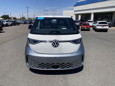 Certified 2025 Volkswagen ID. Buzz 1st Edition RWD image 49