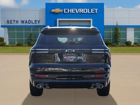 New 2026 Chevrolet Traverse RS w/ LPO, Floor Liner Package FWD image 6