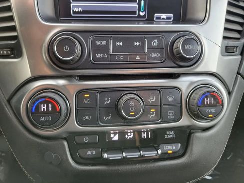 Used 2020 Chevrolet Tahoe 4WD w/ Remote Keyless Entry Package image 34