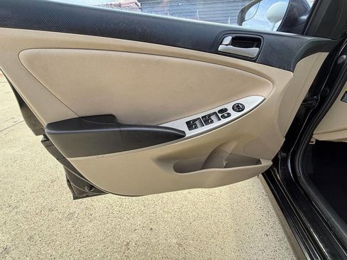 Used 2016 Hyundai Accent SE w/ Option Group 02 image 28