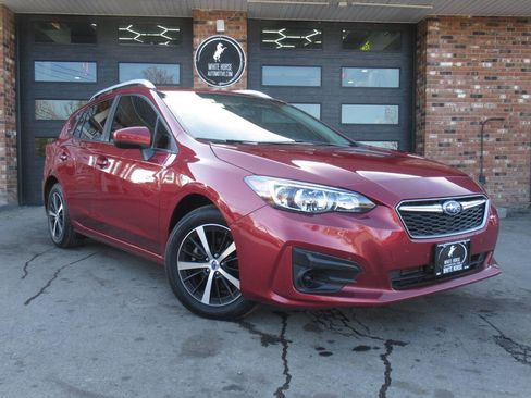 Used 2019 Subaru Impreza 2.0i Premium image 2