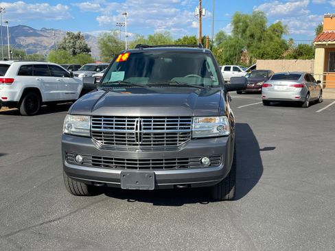 Used 2014 Lincoln Navigator 2WD image 8