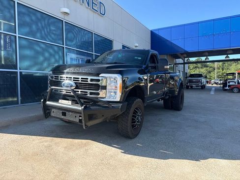 Used 2023 Ford F350 XLT w/ FX4 Off-Road Package AWD/4WD image 5