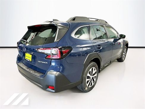 Certified 2025 Subaru Outback image 5
