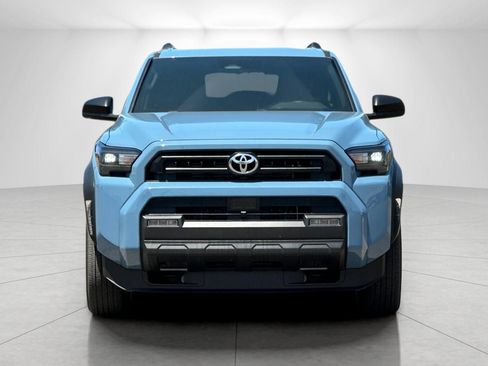Used 2025 Toyota 4Runner SR5 RWD image 8