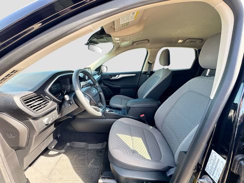 Used 2020 Ford Escape SE image 20