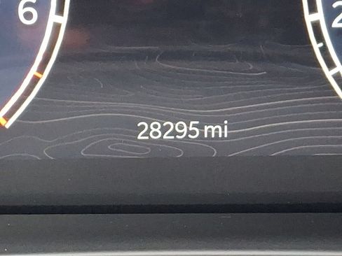 Certified 2023 Jeep Grand Cherokee Altitude AWD/4WD image 23