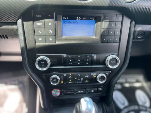 Used 2019 Ford Mustang Coupe RWD image 14