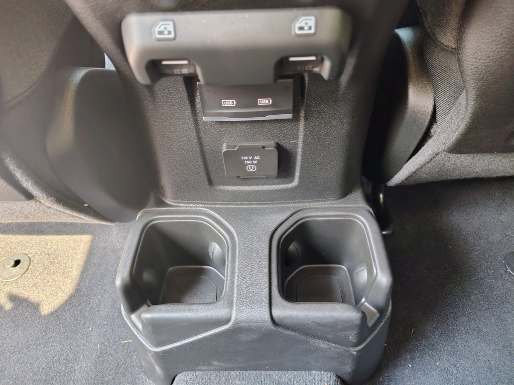 Used 2026 Jeep Wrangler Unlimited Rubicon AWD/4WD image 34