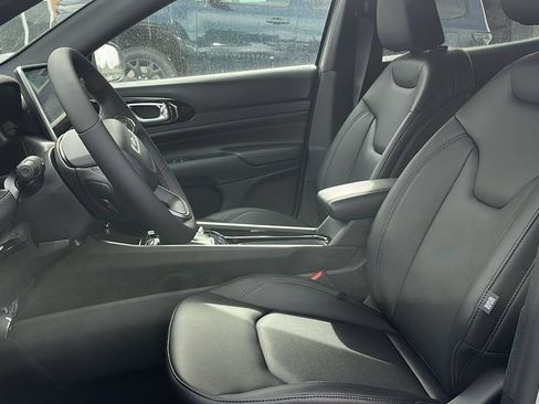 New 2026 Jeep Compass Limited AWD/4WD image 10