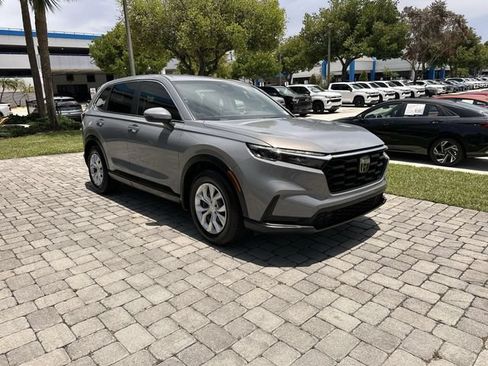 Used 2023 Honda CR-V LX image 17