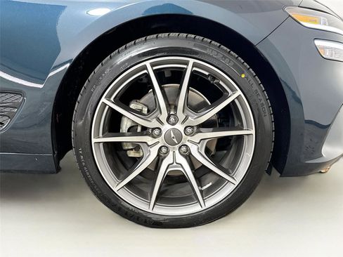 Used 2022 Genesis G70 2.0T w/ Prestige Package image 30