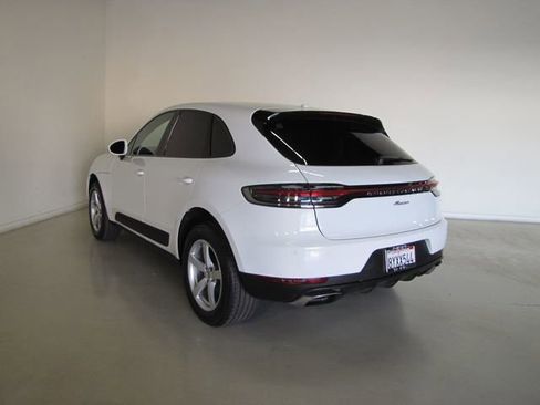 Used 2021 Porsche Macan AWD/4WD image 24