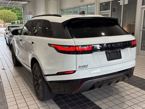 Used 2018 Land Rover Range Rover Velar R-Dynamic SE AWD/4WD image 4
