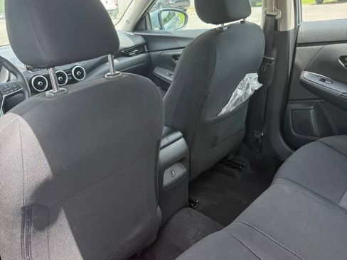 Used 2025 Nissan Sentra SV w/ All-Weather Package FWD image 15