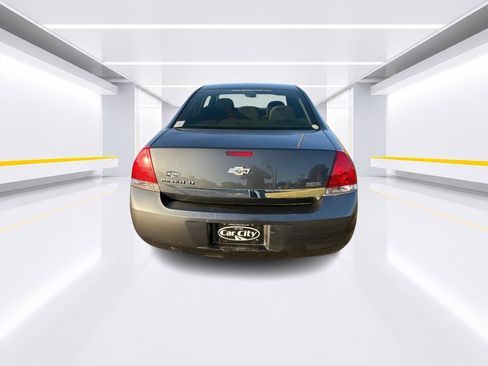Used 2011 Chevrolet Impala LT FWD image 5