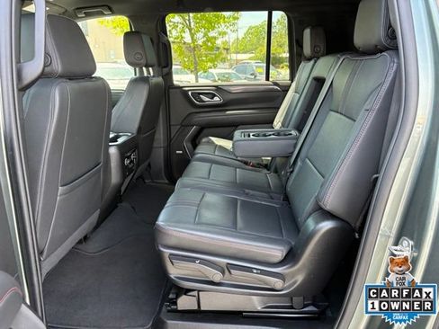 Used 2024 Chevrolet Suburban RST RWD image 23