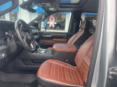 Used 2024 GMC Sierra 2500 Denali Ultimate image 12