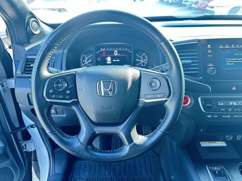 Used 2023 Honda Passport TrailSport image 17