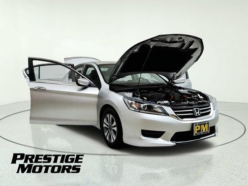 Used 2013 Honda Accord LX image 11