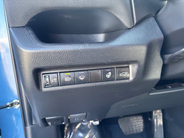Used 2022 Toyota RAV4 TRD Off-Road w/ TRD Off-Road Weather Package AWD/4WD image 17