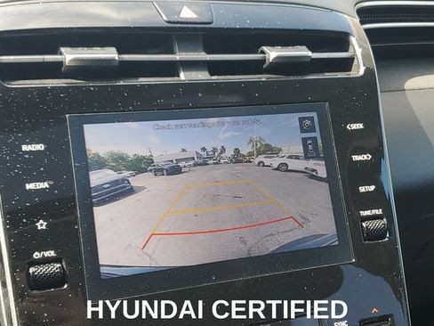 Certified 2023 Hyundai Tucson SEL w/ Convenience Package FWD image 17