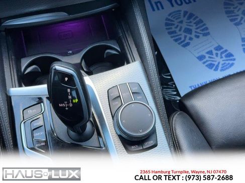 Used 2020 BMW 540i xDrive w/ M Sport Package image 29