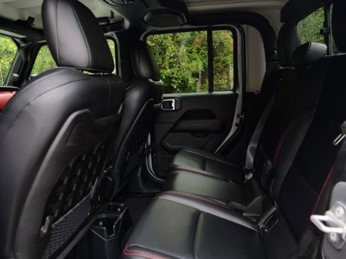 Used 2020 Jeep Gladiator Rubicon image 20