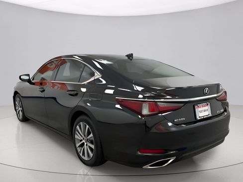 Used 2021 Lexus ES 350 w/ Premium Package FWD image 5