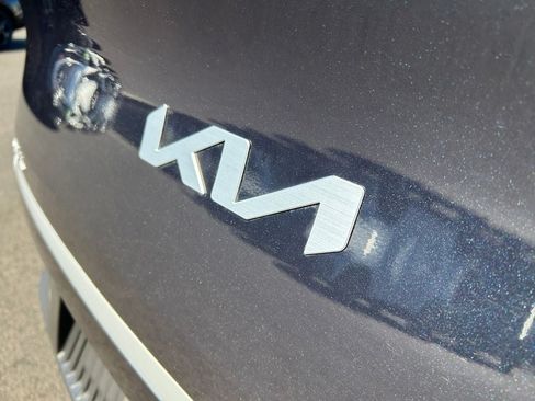 Used 2024 Kia EV6 Light AWD/4WD image 32