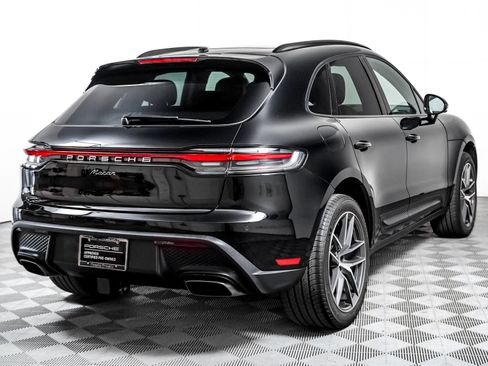 Certified 2024 Porsche Macan AWD/4WD image 10