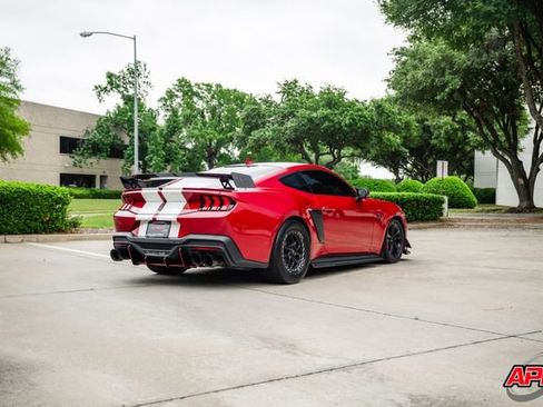 Used 2024 Ford Mustang GT RWD image 22