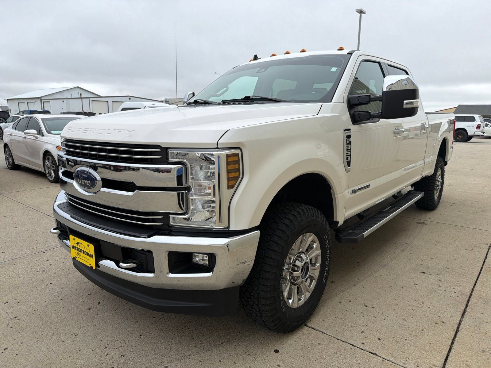 Used 2019 Ford F350 Lariat w/ Lariat Ultimate Package AWD/4WD image 4