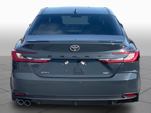 Used 2025 Toyota Camry SE w/ Multimedia Upgrade Package FWD image 5