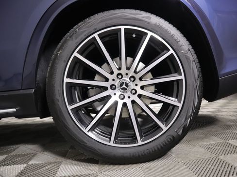 New 2026 Mercedes-Benz GLS 580 4MATIC image 32