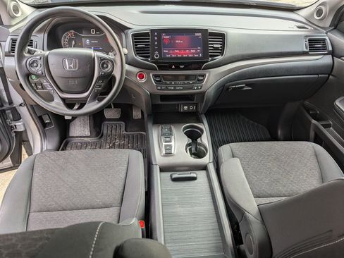Used 2022 Honda Ridgeline Sport image 11