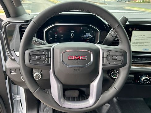 New 2026 GMC Sierra 3500 SLE w/ SLE Convenience Package image 15