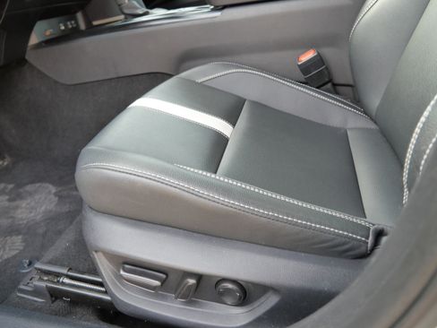 Certified 2025 Toyota Camry SE image 20