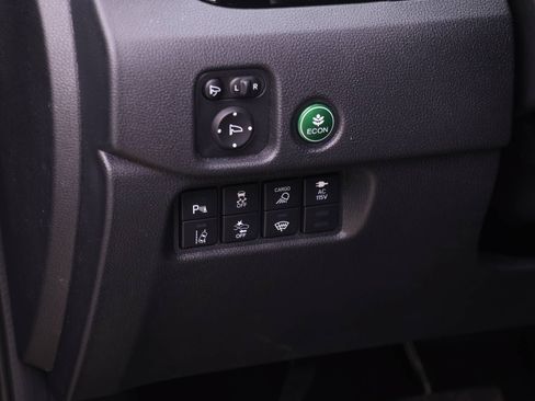 Certified 2025 Honda Ridgeline Black Edition image 16