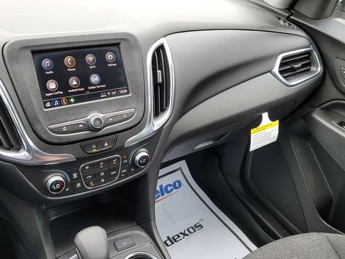 Used 2022 Chevrolet Equinox LT AWD/4WD image 21