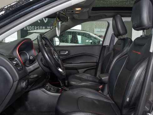Used 2017 Jeep Compass Trailhawk w/ Leather Interior Group image 6